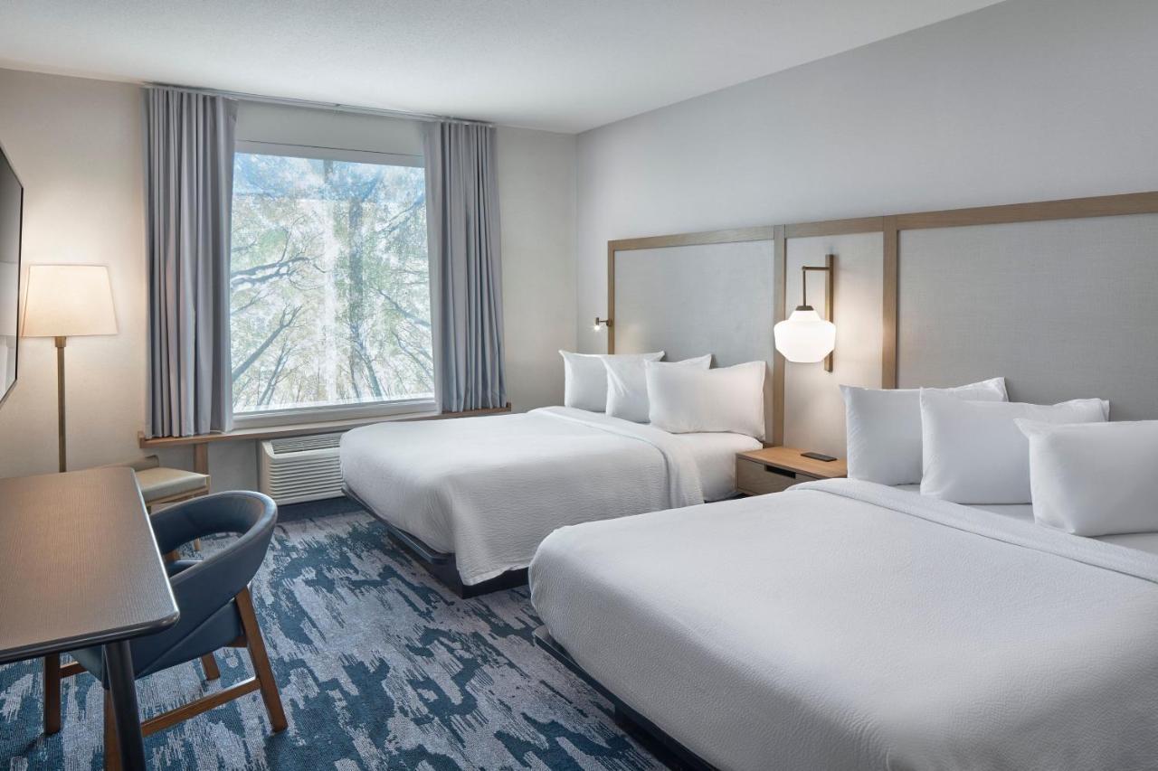 Fairfield Inn & Suites By Marriott بينتيكتون المظهر الخارجي الصورة