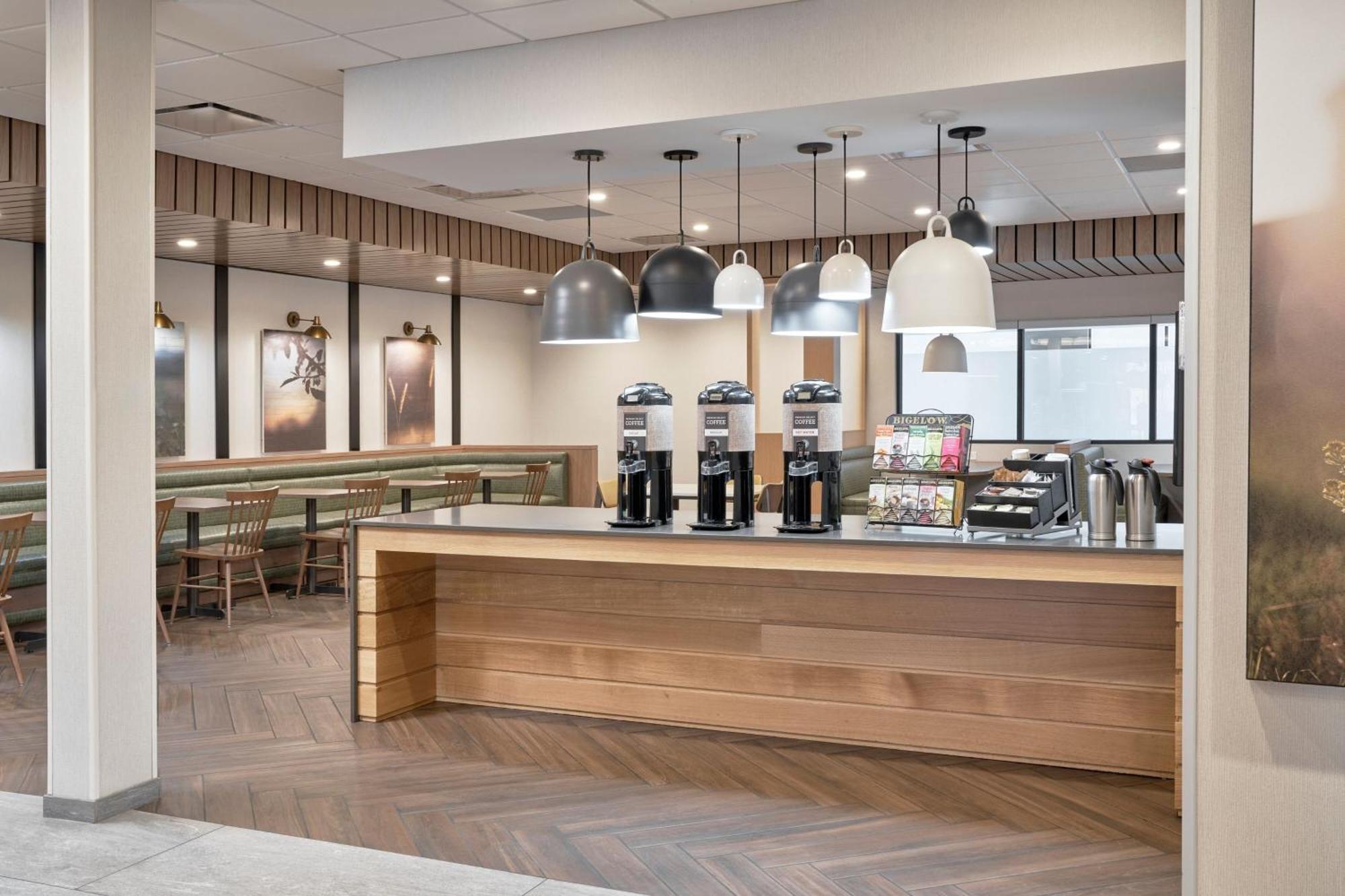 Fairfield Inn & Suites By Marriott بينتيكتون المظهر الخارجي الصورة